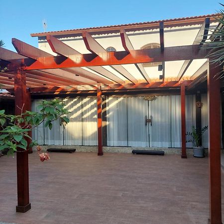 Casa 6 Suites E Eventos Ітаіпуасу Екстер'єр фото