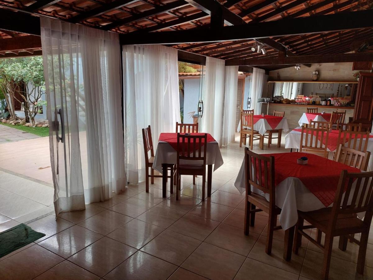 Casa 6 Suites E Eventos Ітаіпуасу Екстер'єр фото